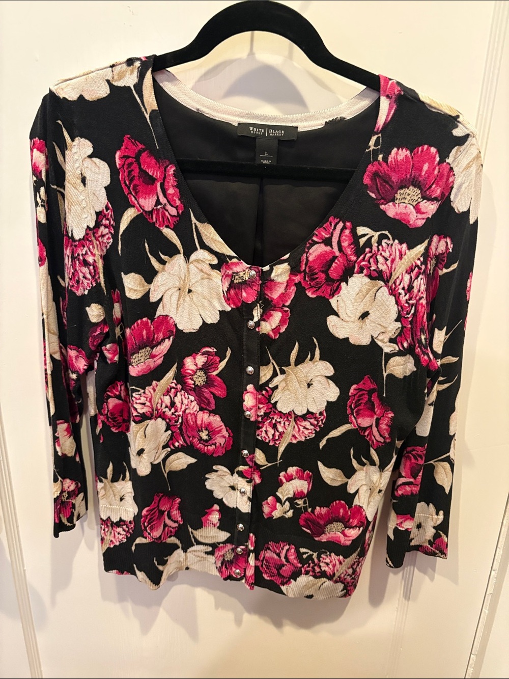 White House Black Market Button-Front Floral Top Sweater BN506